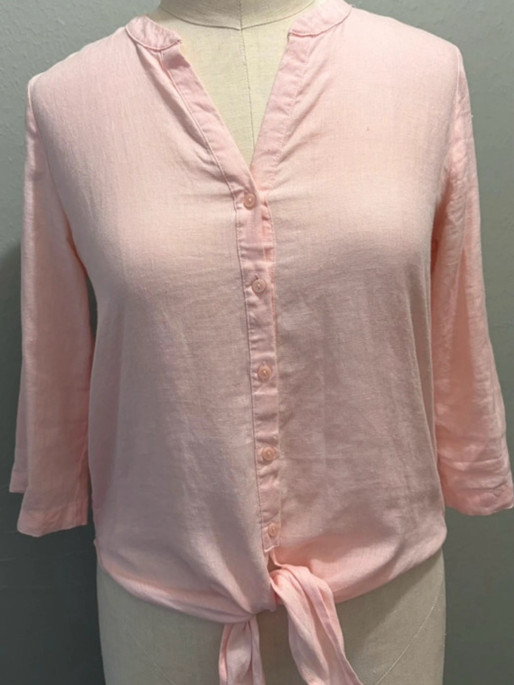 Harve Benard Pale Pink Button-Down Tie-Front Blouse